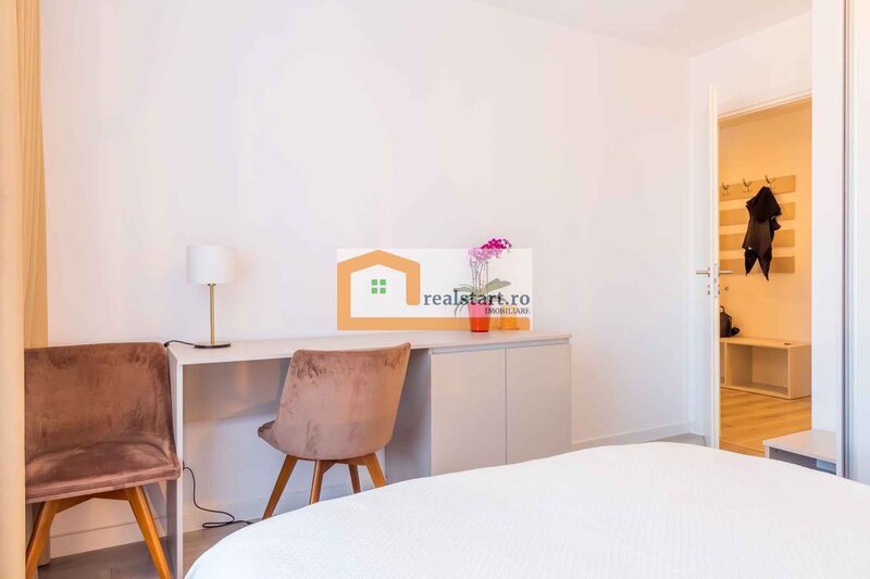 Baneasa  Langa Scoala Avenor Vedere directa Padure Baneasa - parcare