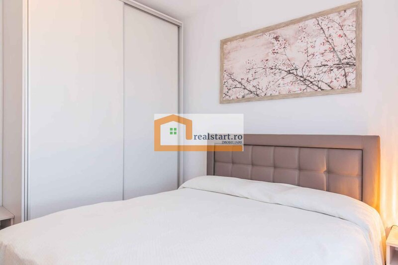 Baneasa  Langa Scoala Avenor Vedere directa Padure Baneasa - parcare